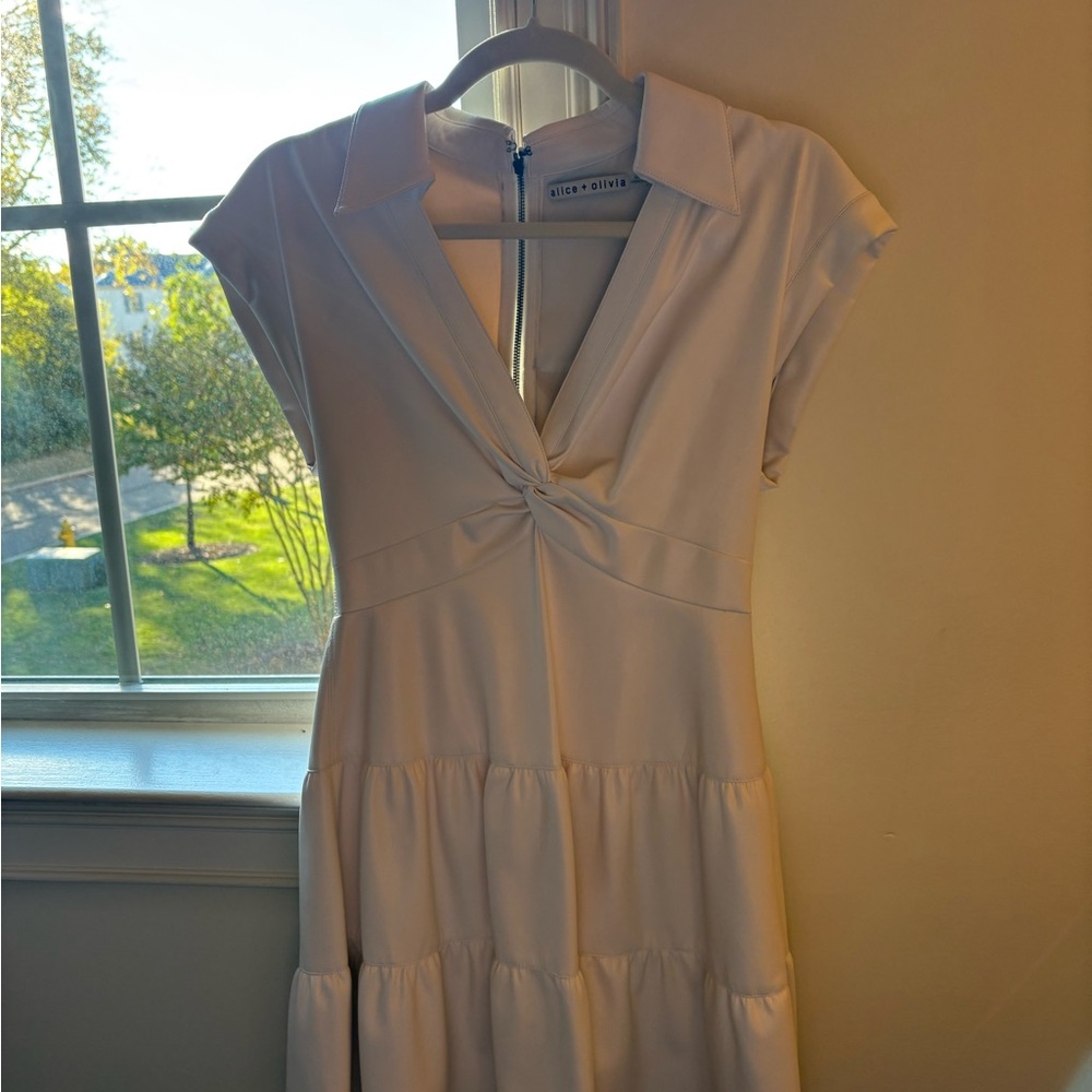 Alice + Olivia Cream Knot-Front Dress